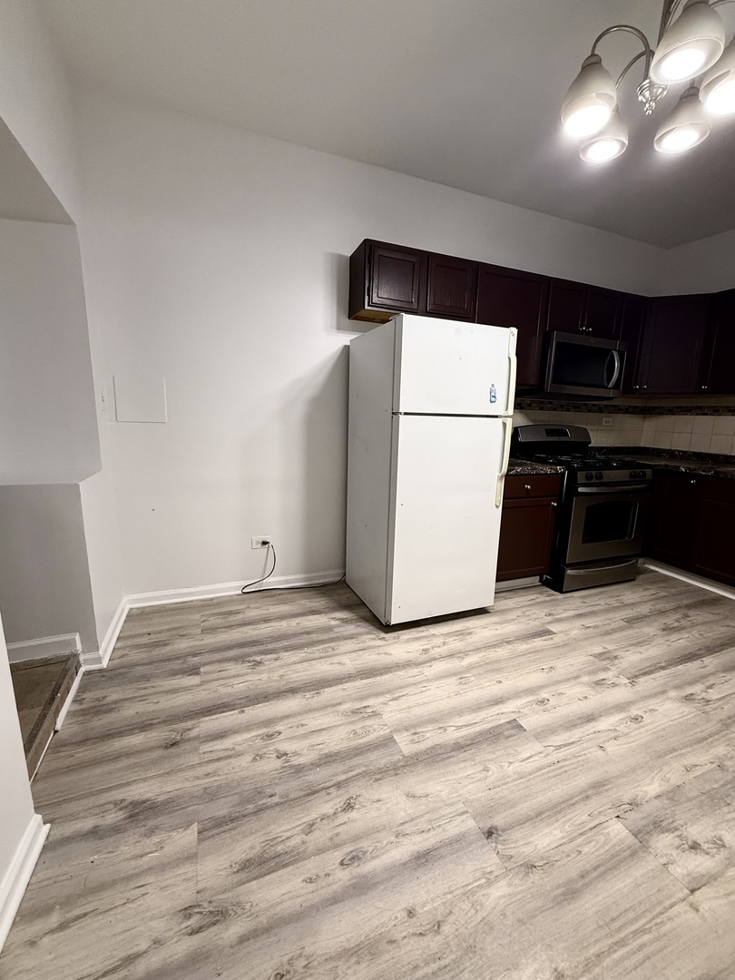 4226 W Ogden Avenue Property Photo 10