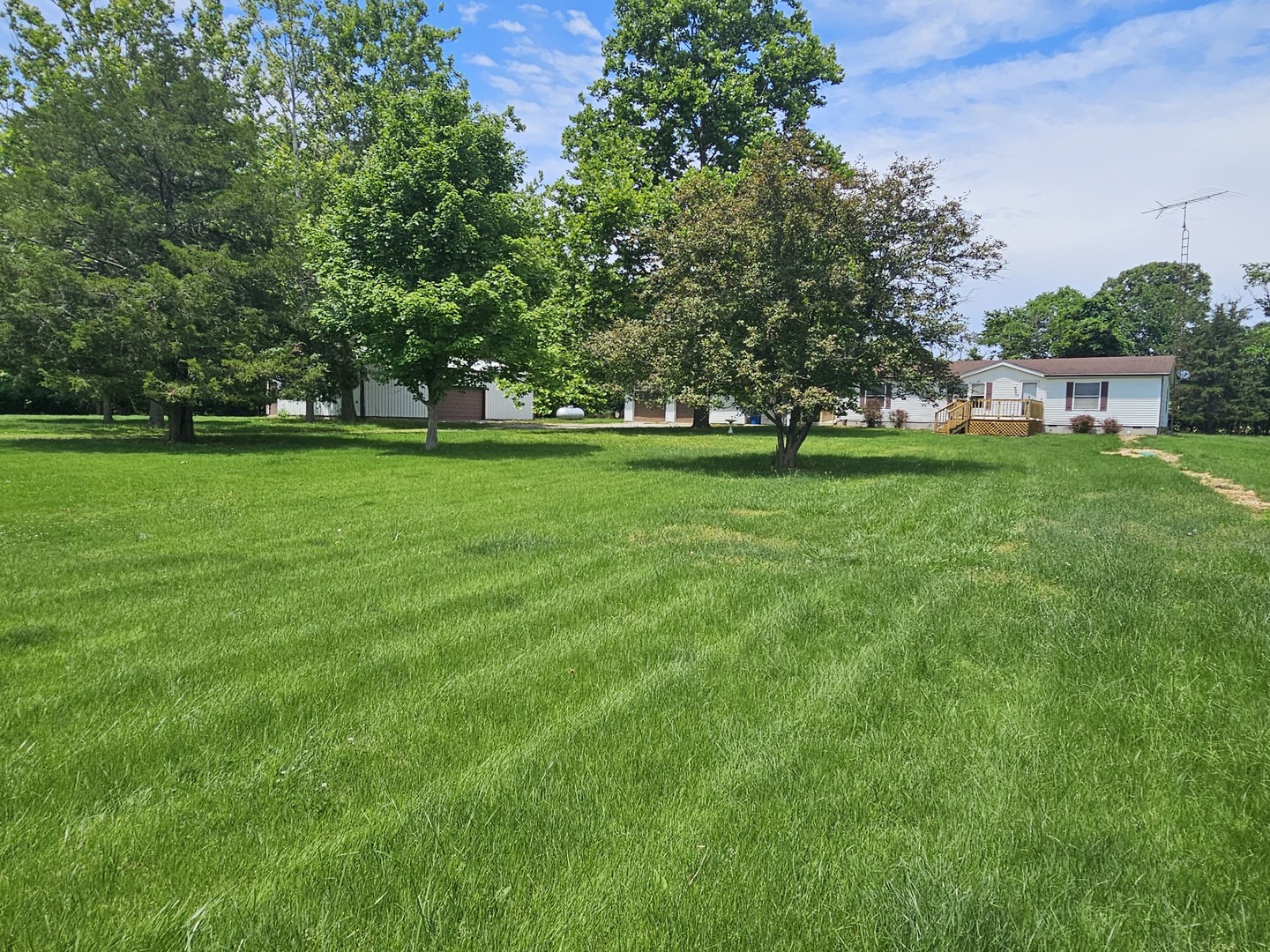 14230 E Windsong Road Property Photo 2