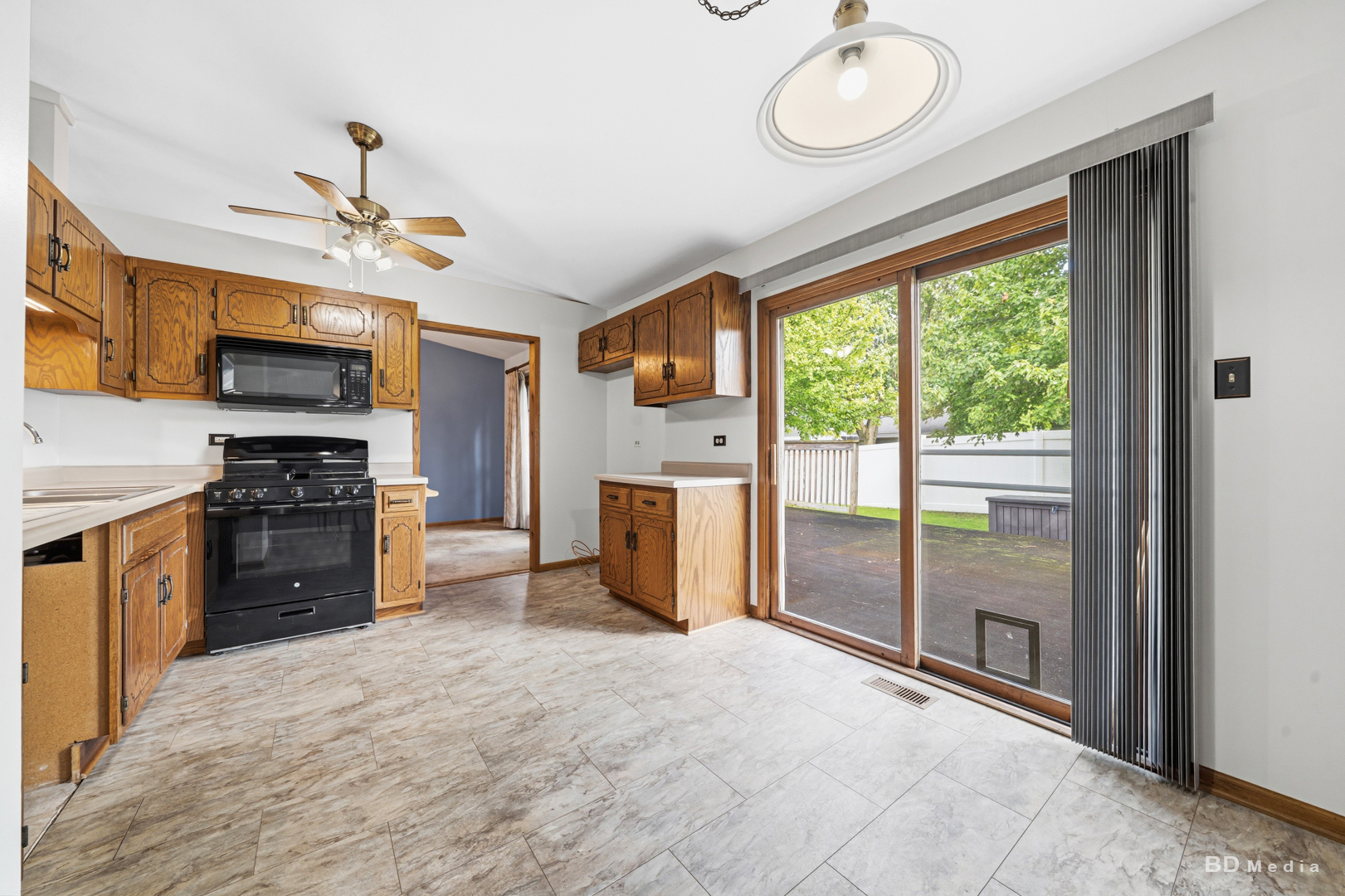 4035 216th Street Property Photo 9
