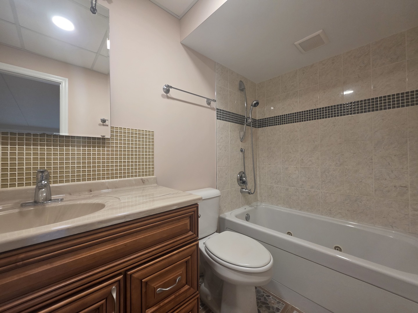 375 Plum Creek Drive 103 Property Photo 12