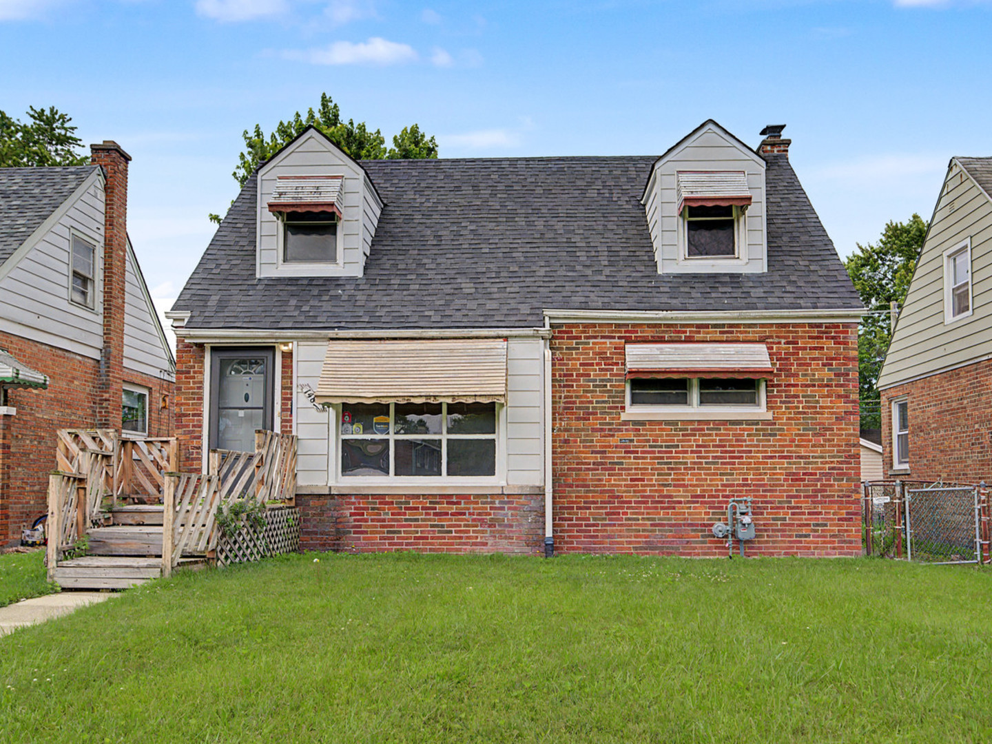 1481 Lincoln Avenue Property Photo 1