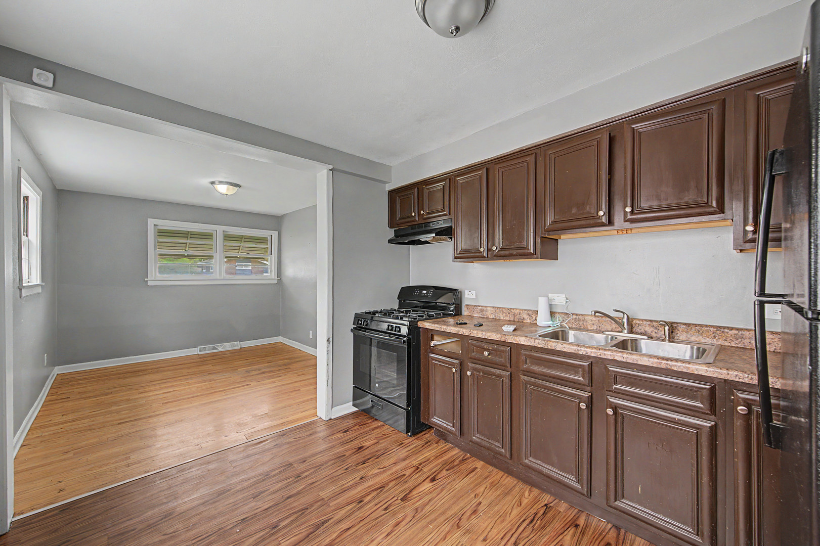 1481 Lincoln Avenue Property Photo 11