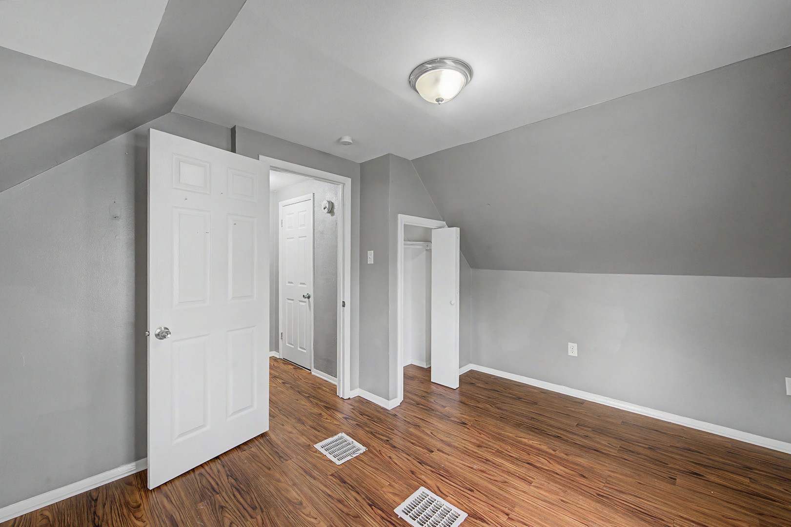 1481 Lincoln Avenue Property Photo 15