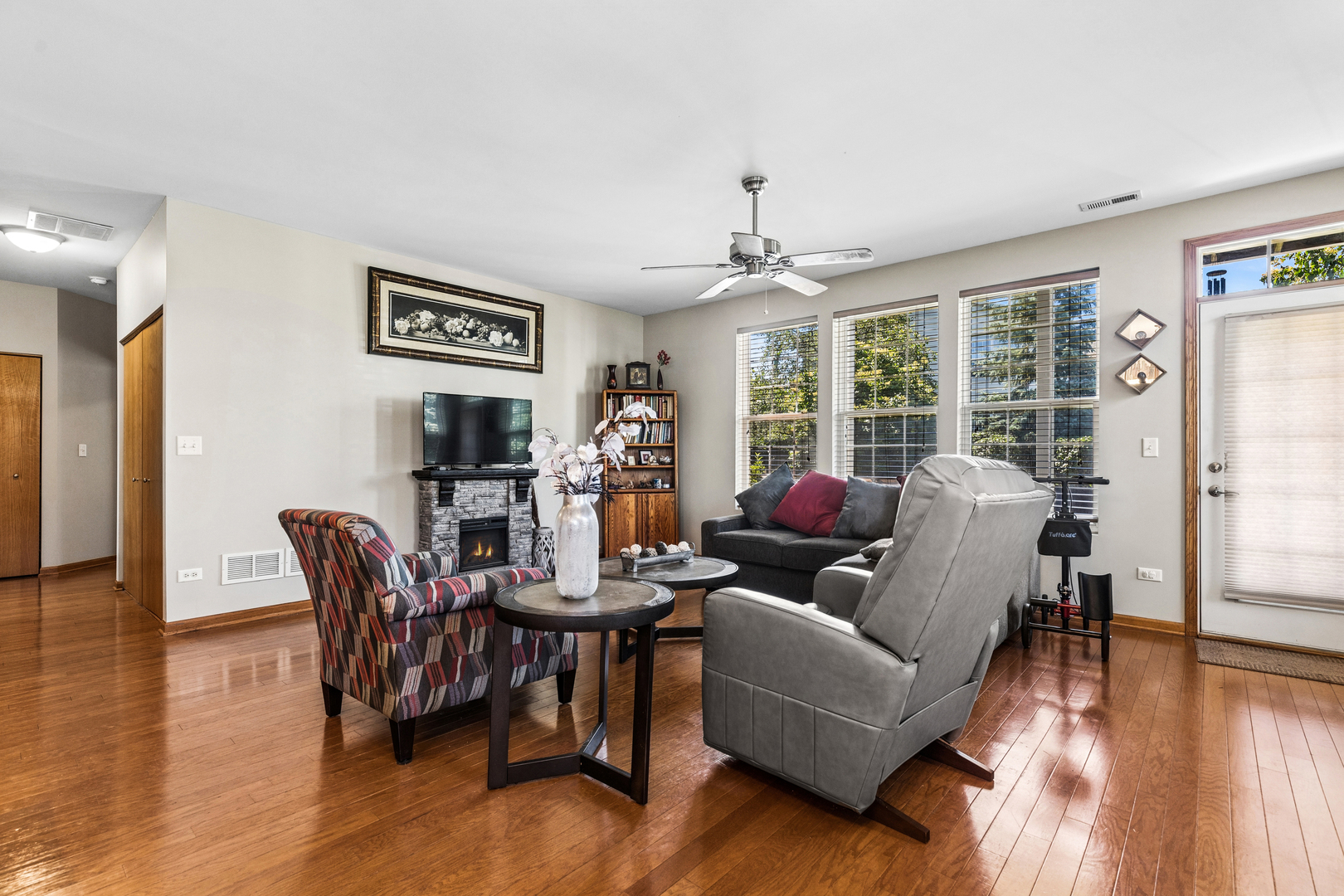 1601 Millbrook Drive Property Photo 4