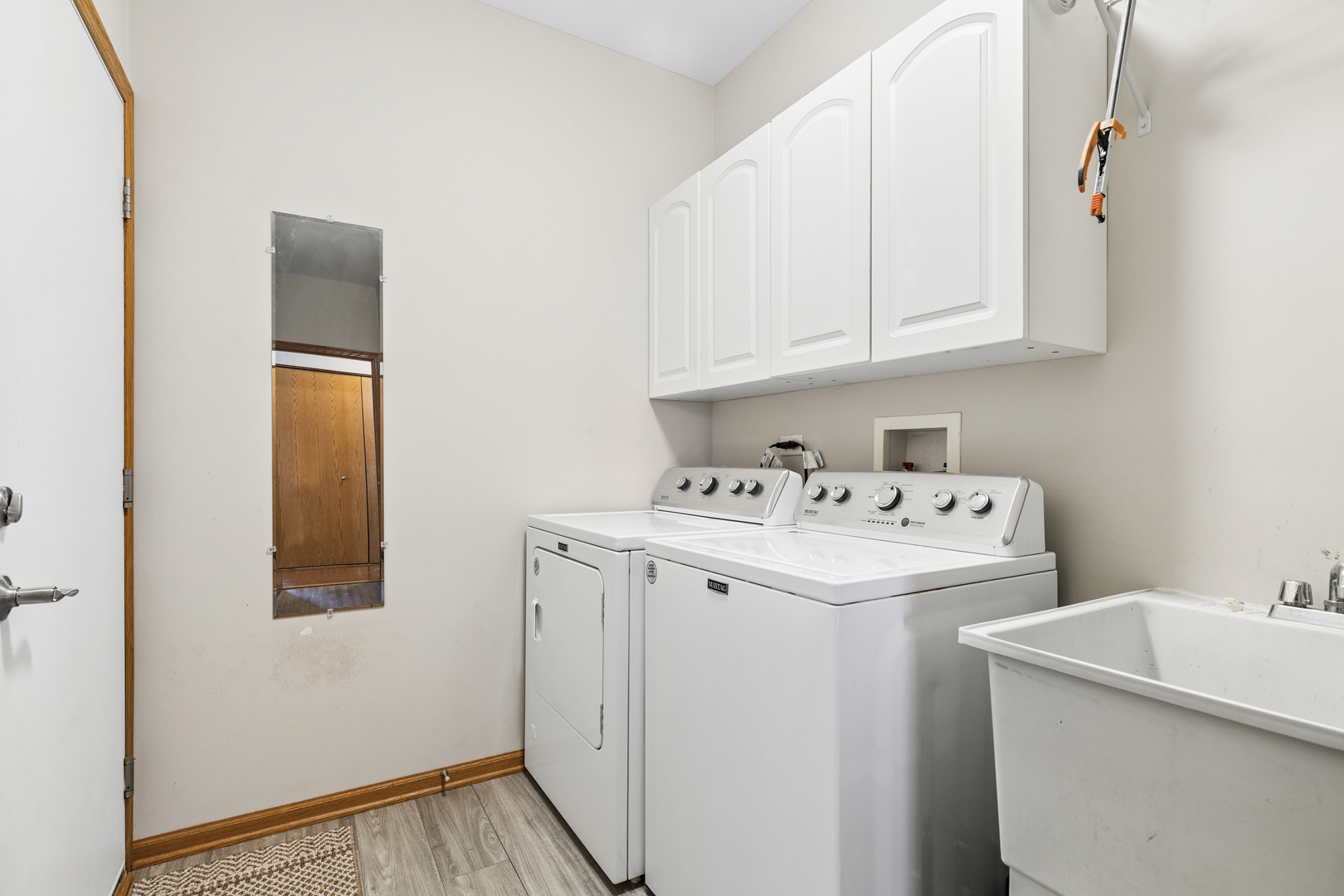 1601 Millbrook Drive Property Photo 10
