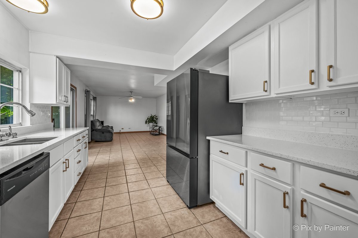1755 Mission Hills Drive Property Photo 13