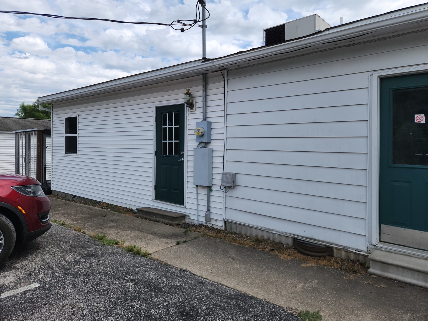 128 N 3rd Street Property Photo 2
