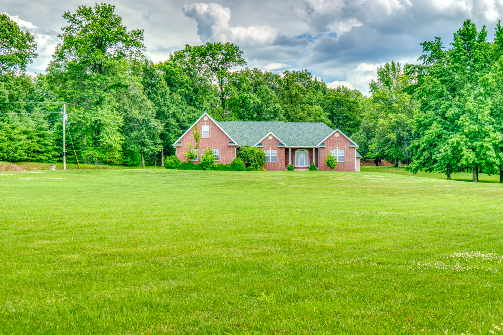 2108 S Hillside Lane Property Photo 1