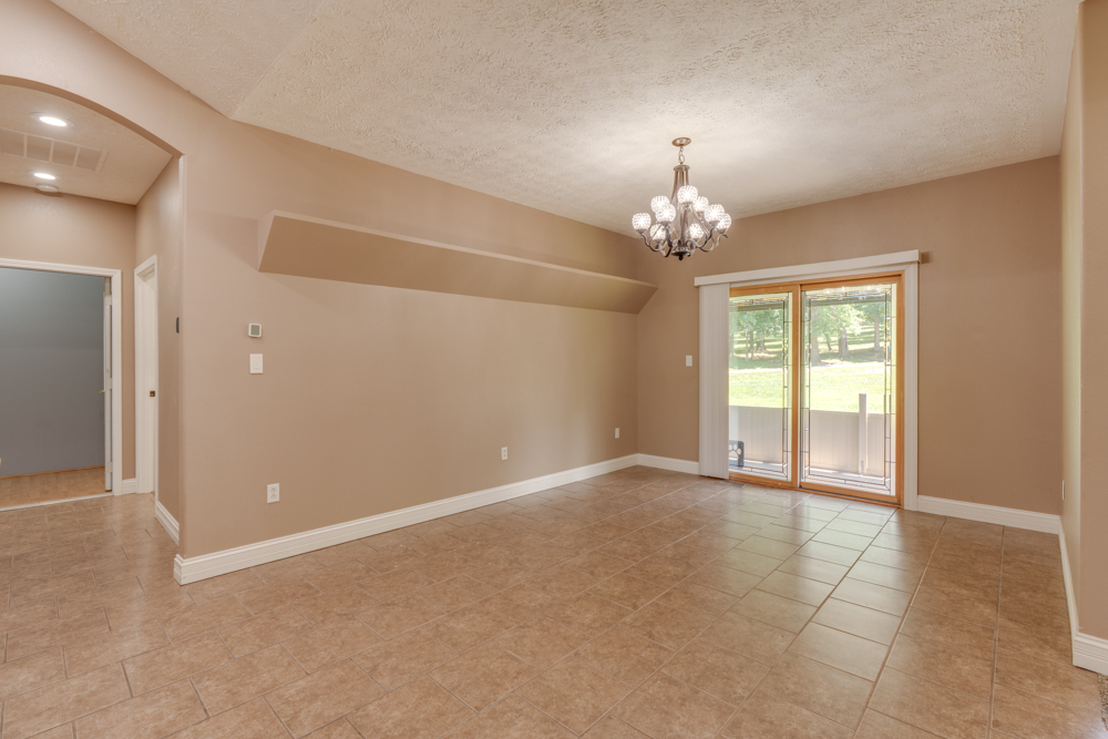 2108 S Hillside Lane Property Photo 21