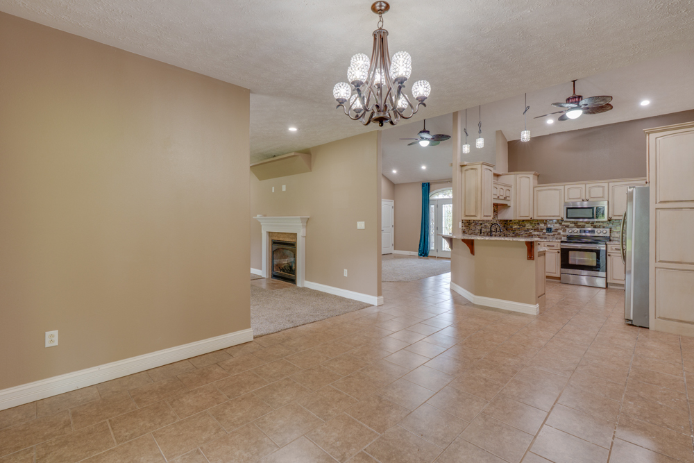 2108 S Hillside Lane Property Photo 22