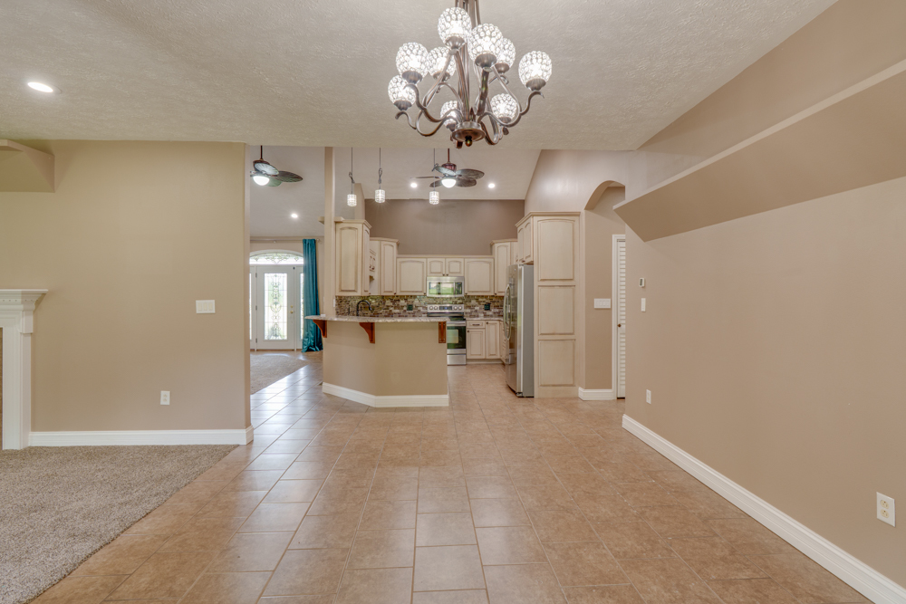 2108 S Hillside Lane Property Photo 24