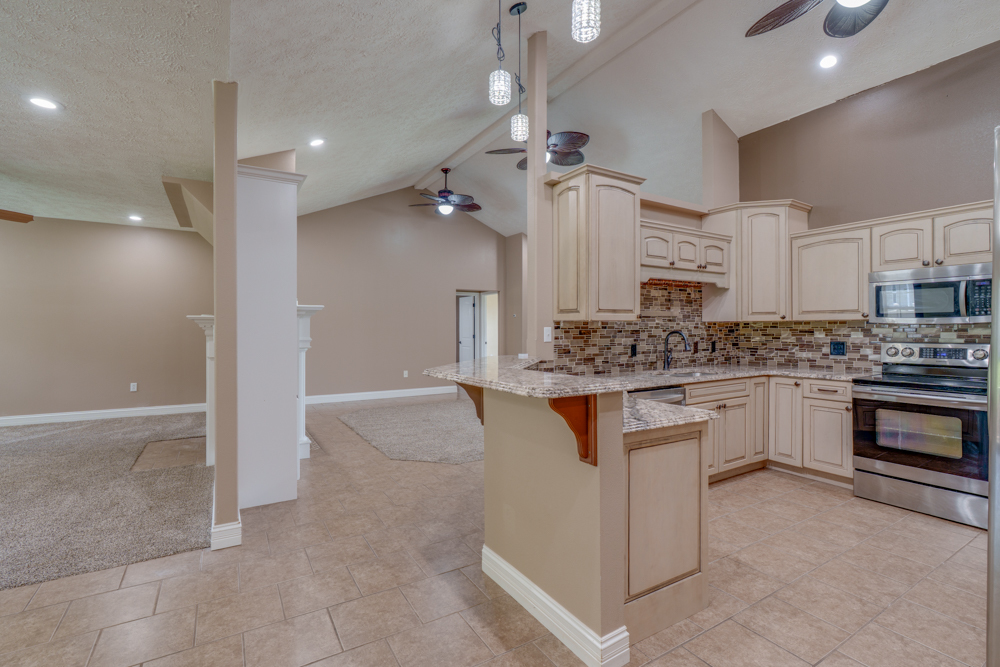 2108 S Hillside Lane Property Photo 26