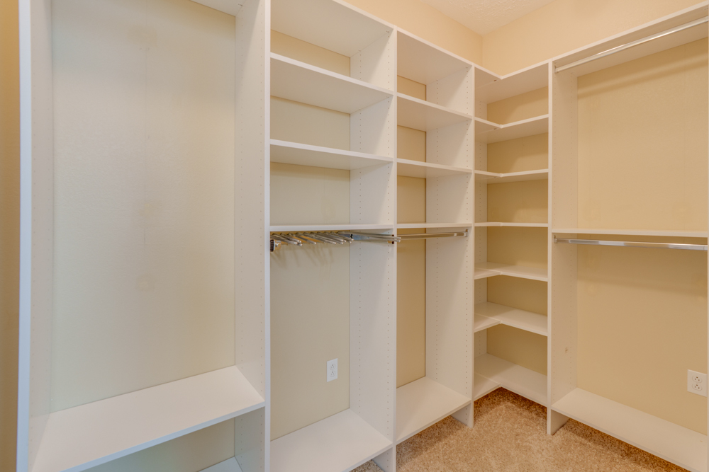 2108 S Hillside Lane Property Photo 39