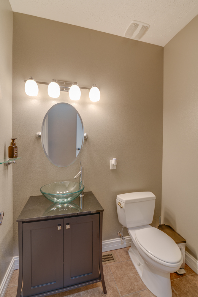 2108 S Hillside Lane Property Photo 40