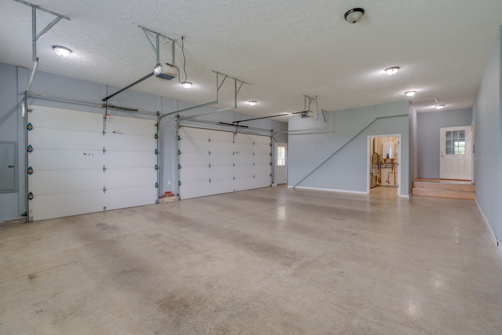 2108 S Hillside Lane Property Photo 44