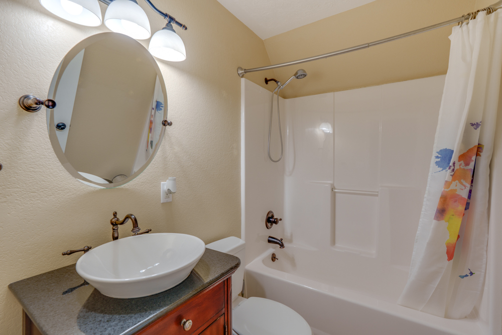 2108 S Hillside Lane Property Photo 49