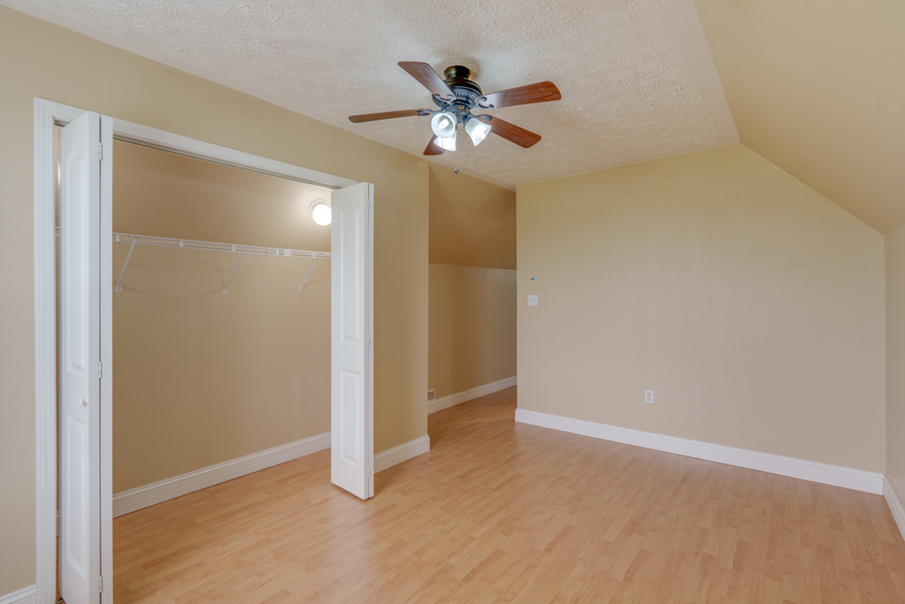 2108 S Hillside Lane Property Photo 51