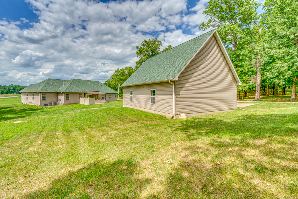 2108 S Hillside Lane Property Photo 61