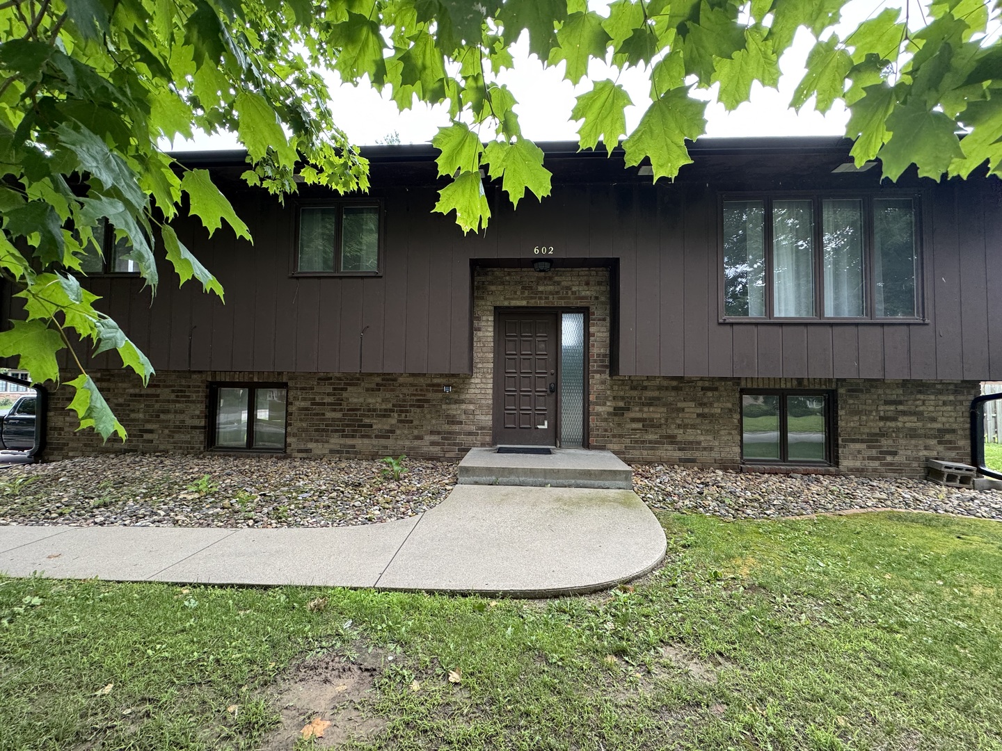 602 5th Avenue Property Photo 1