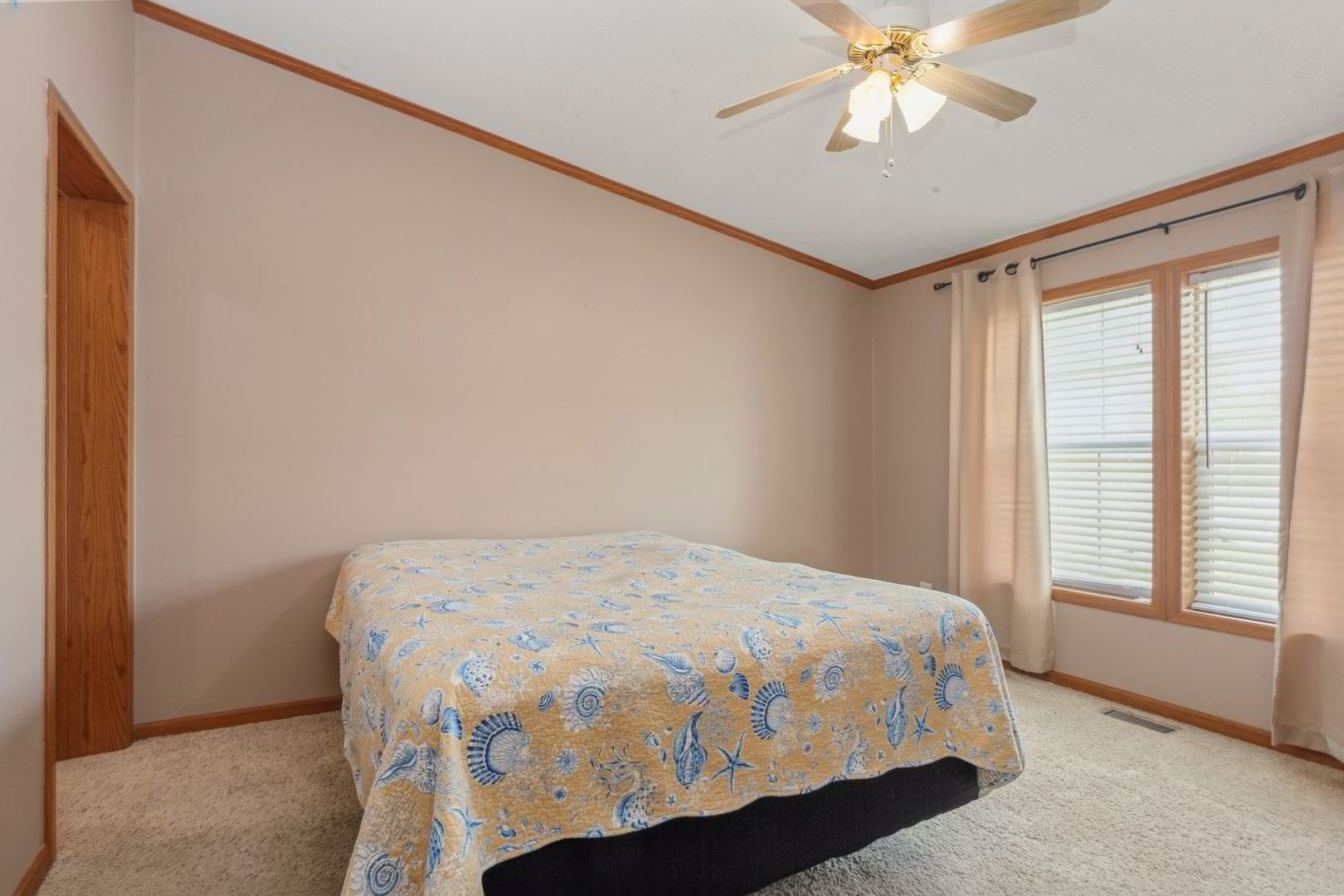 242 Fox Lane Property Photo 14