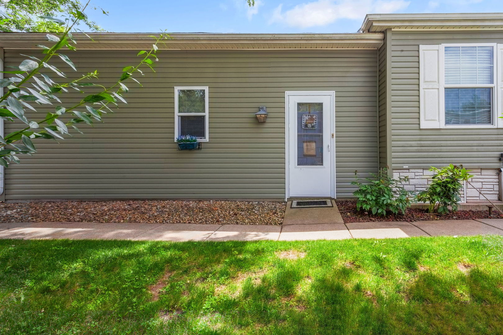 242 Fox Lane Property Photo 18