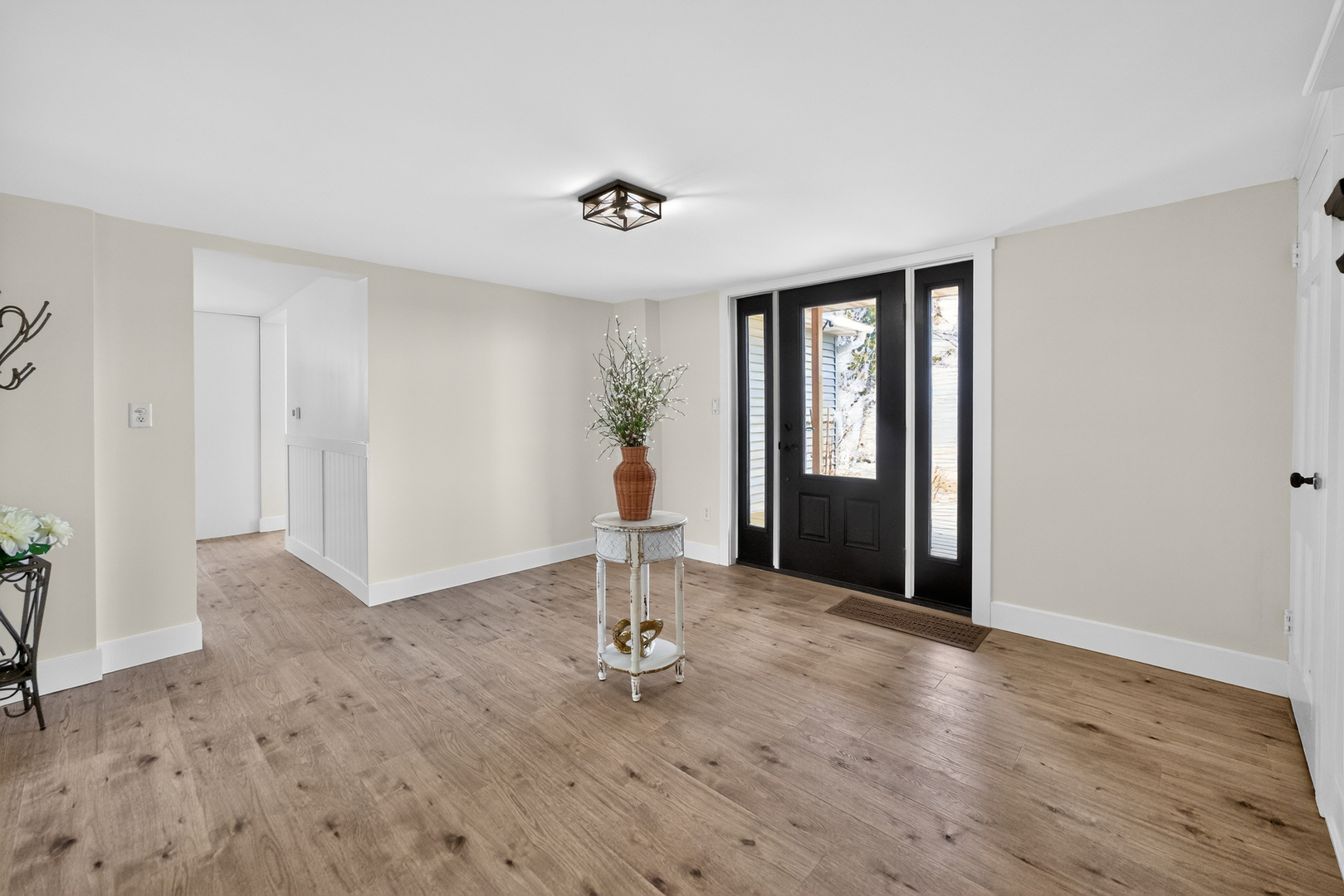 17093 Somonauk Road Property Photo 8