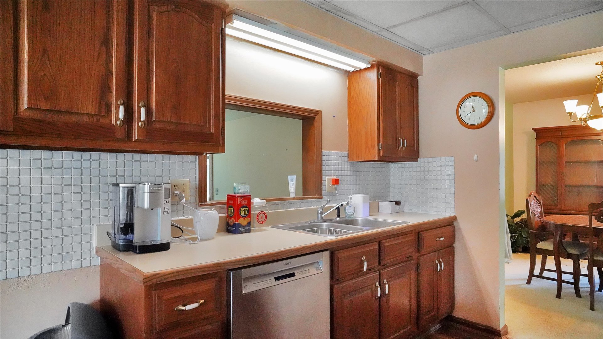 2305 Whitson Circle Property Photo 9