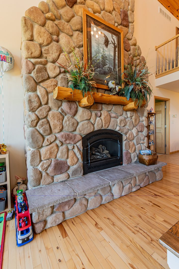 24911 1150 North Avenue Property Photo 9