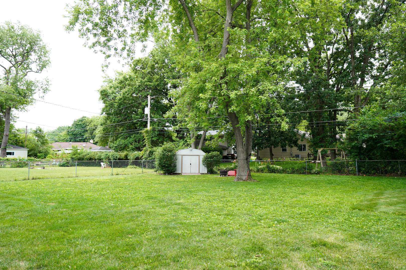 1911 Hazelwood Drive Property Photo 5