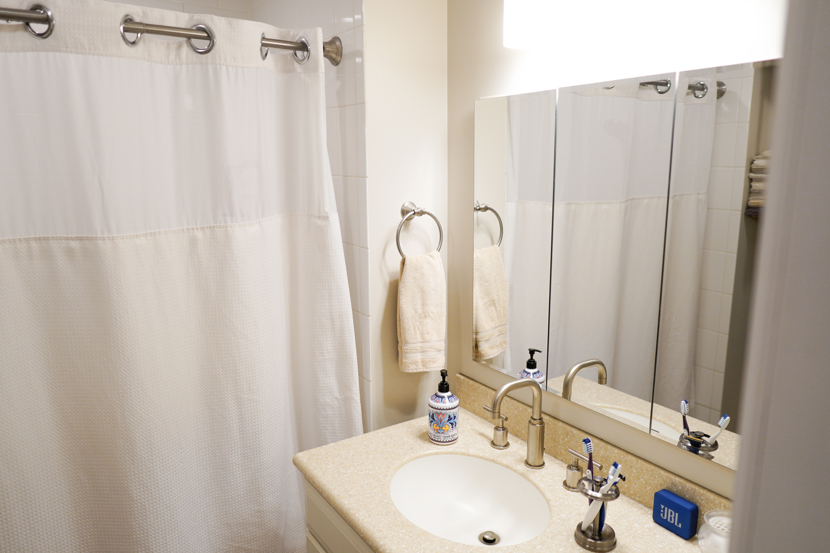 1911 Hazelwood Drive Property Photo 18