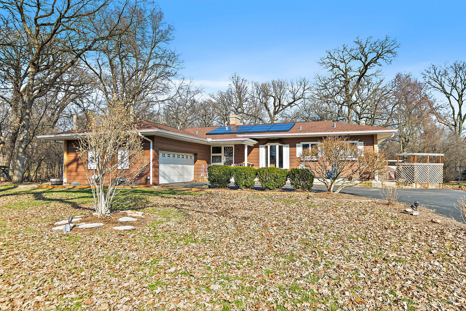 435 Forest Trail Property Photo 3