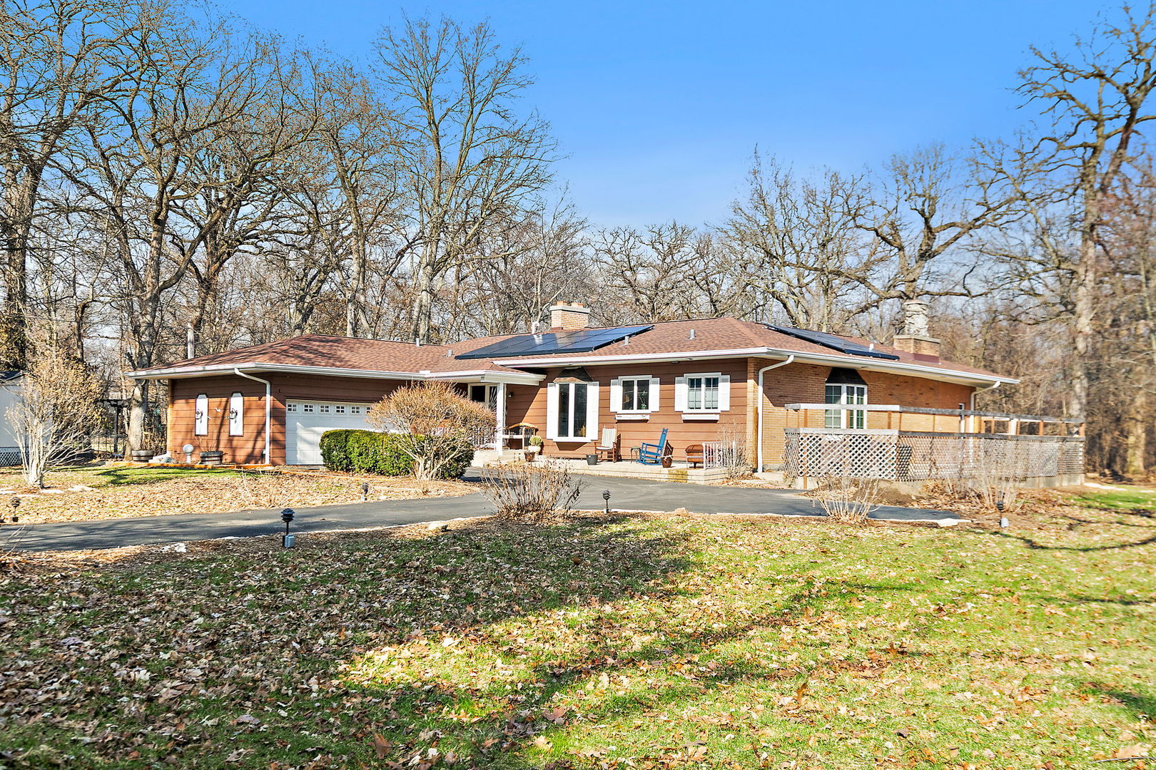 435 Forest Trail Property Photo 4