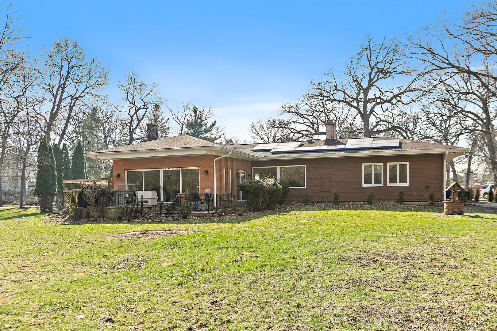 435 Forest Trail Property Photo 7