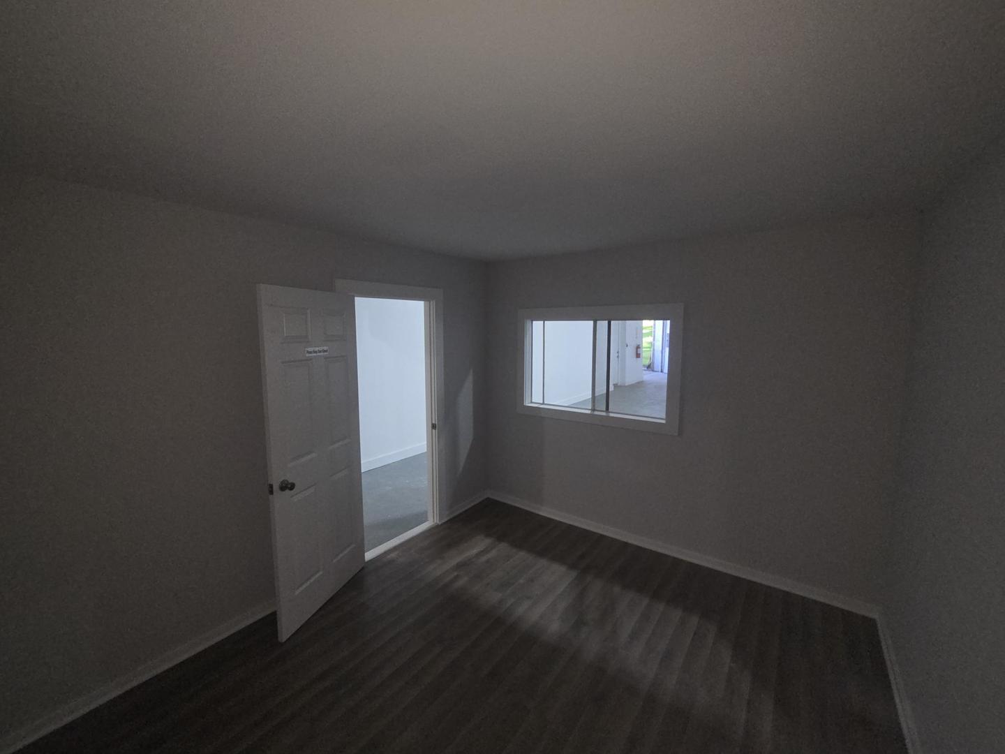 542 Washington Street B Property Photo 10