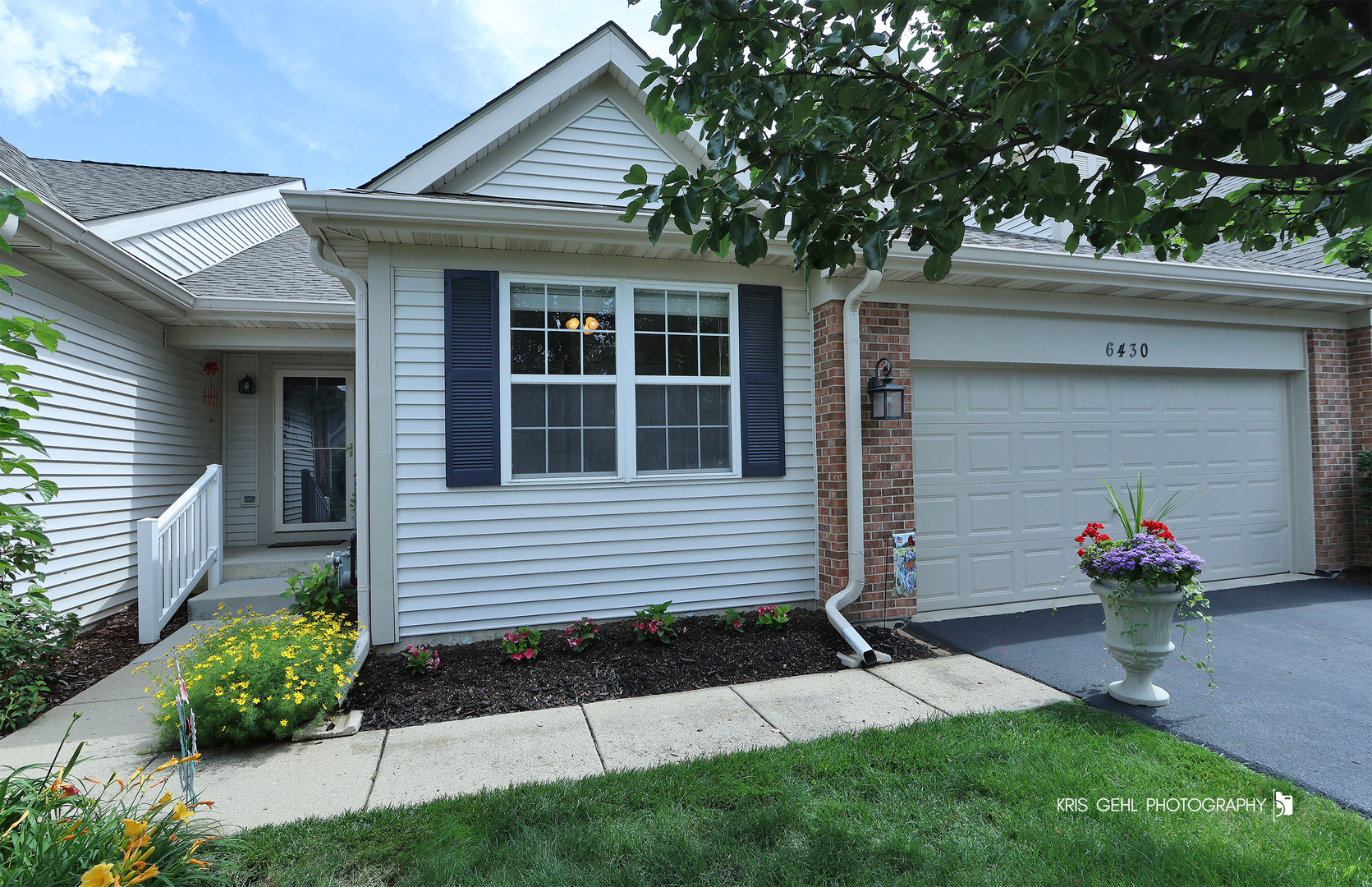 6430 Ginos Way Property Photo 1