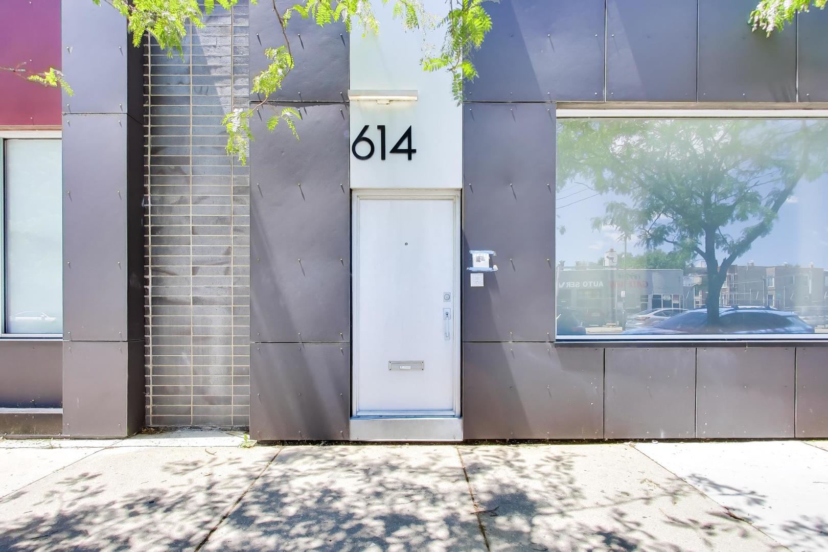 614 N Ashland Avenue Property Photo 3