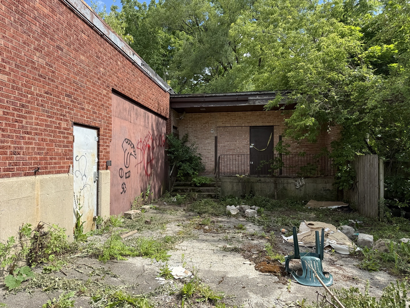 574 S Mcalister Avenue Property Photo 8