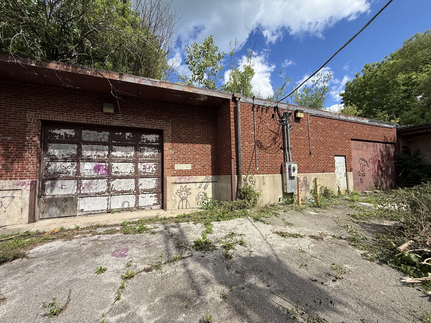 574 S Mcalister Avenue Property Photo 9