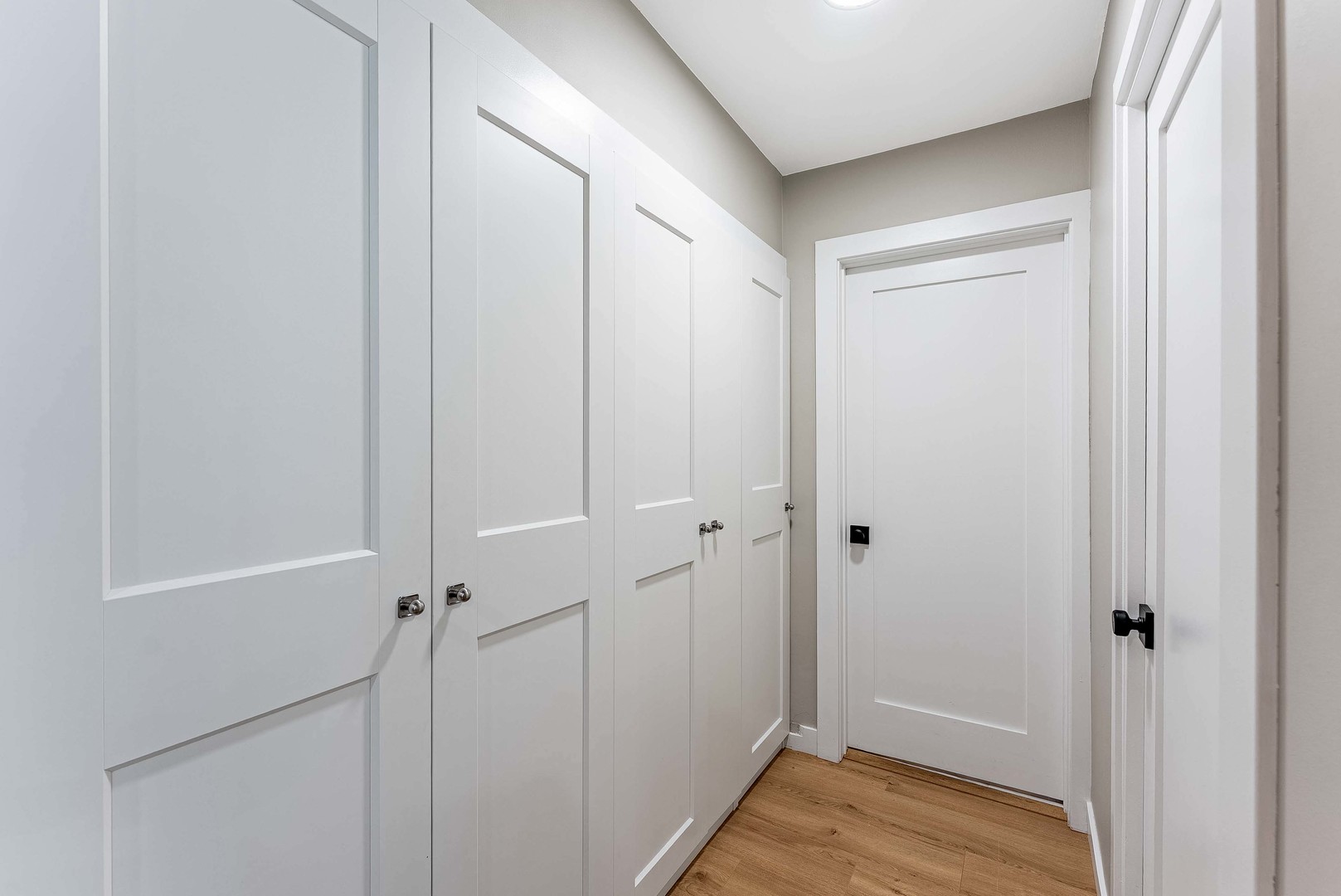 3600 N Lake Shore Drive 907 Property Photo 13
