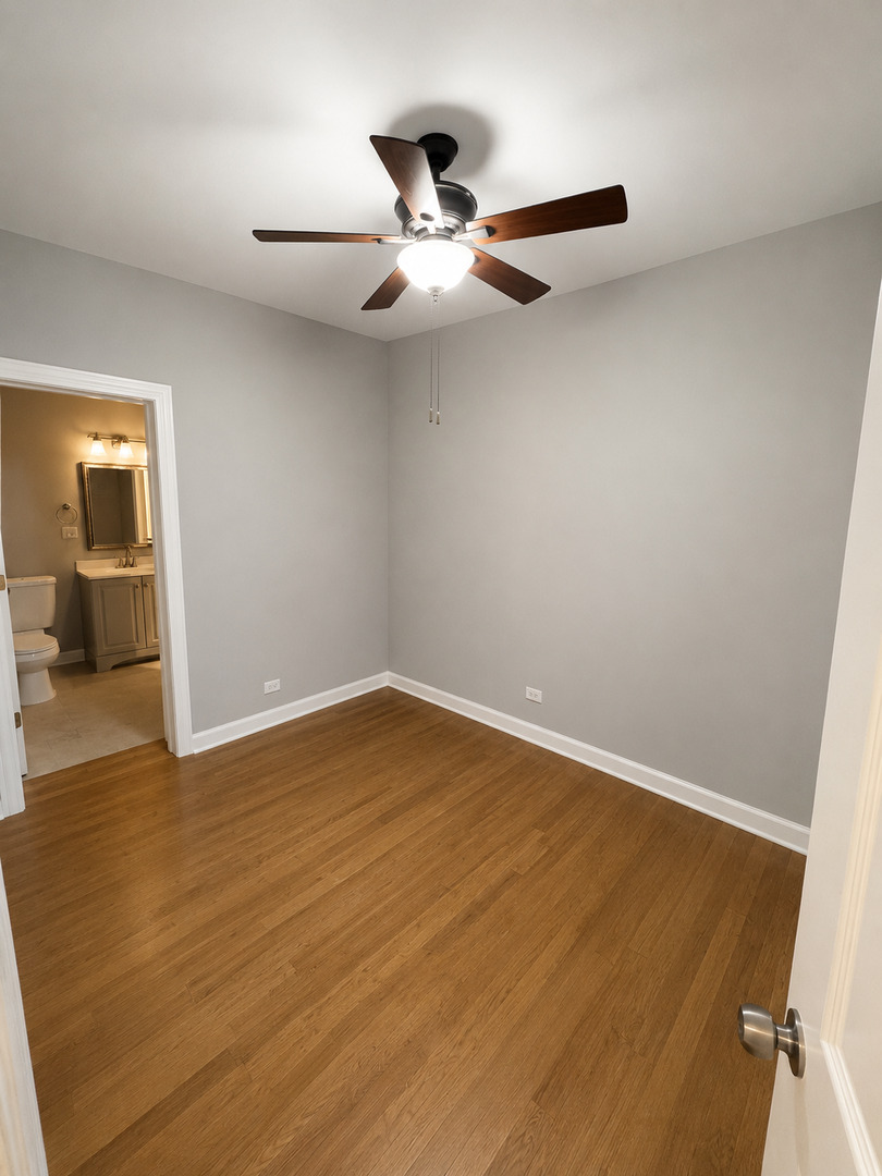 1922 W 47th Street 2 Property Photo 7
