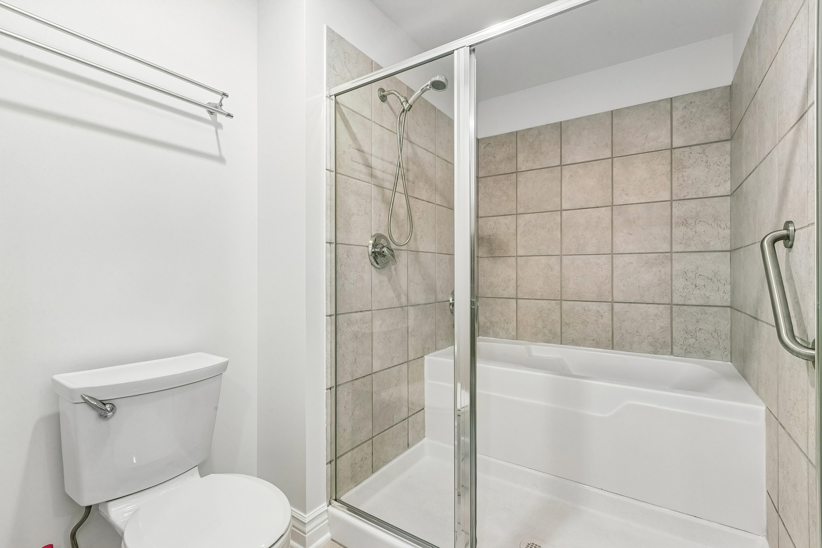 1717 S Prairie Avenue 2206 Property Photo 29