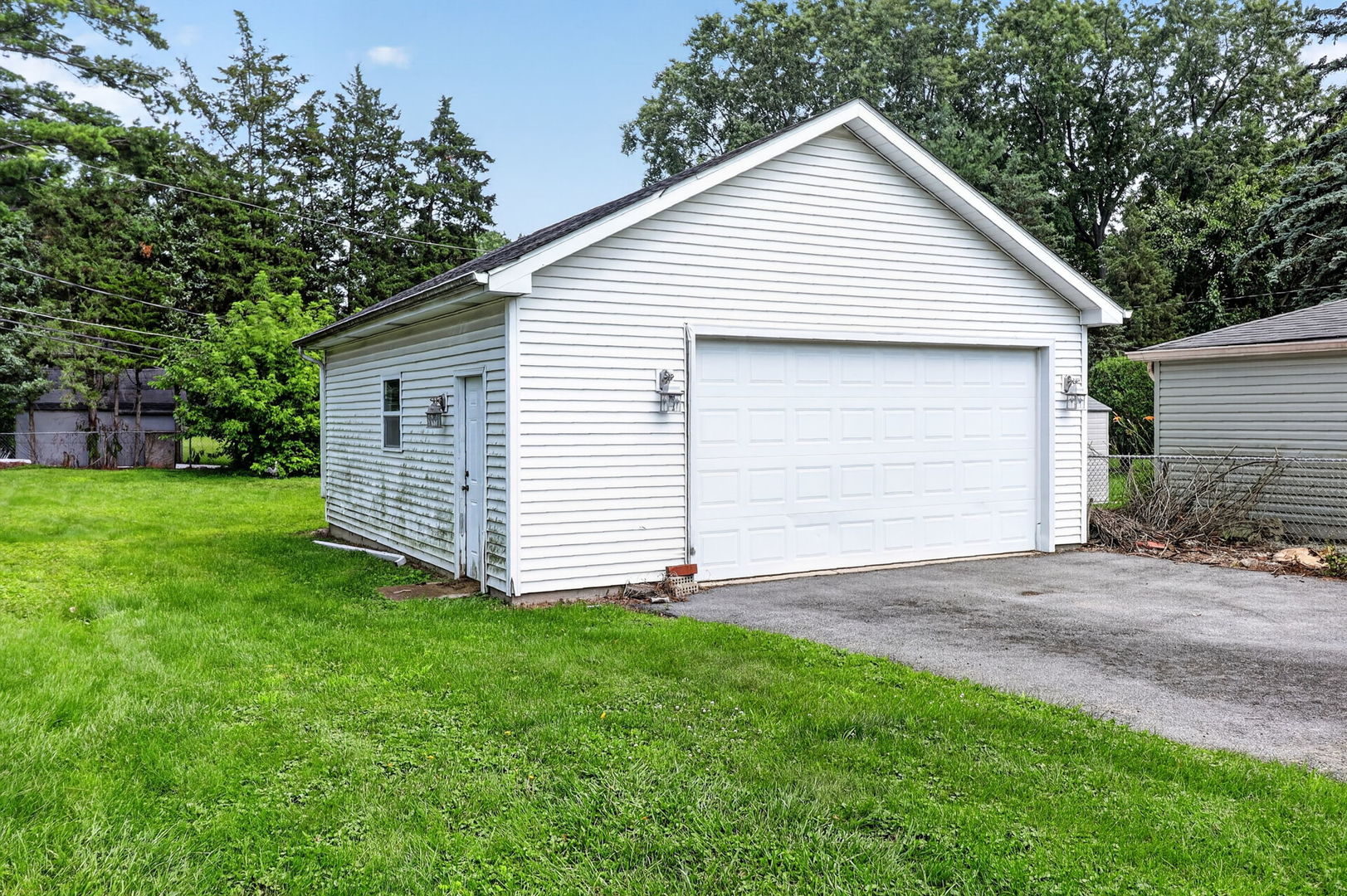 123 S Ellyn Avenue Property Photo 4