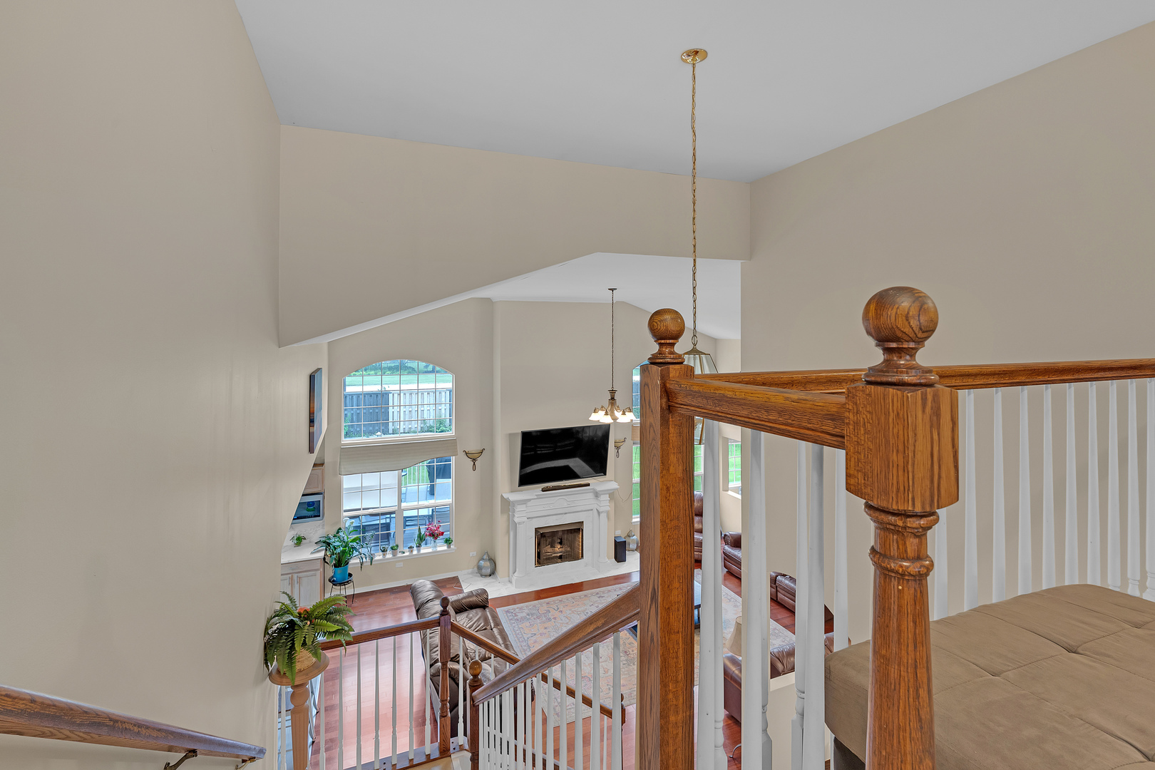 1300 Palisades Drive Property Photo 15