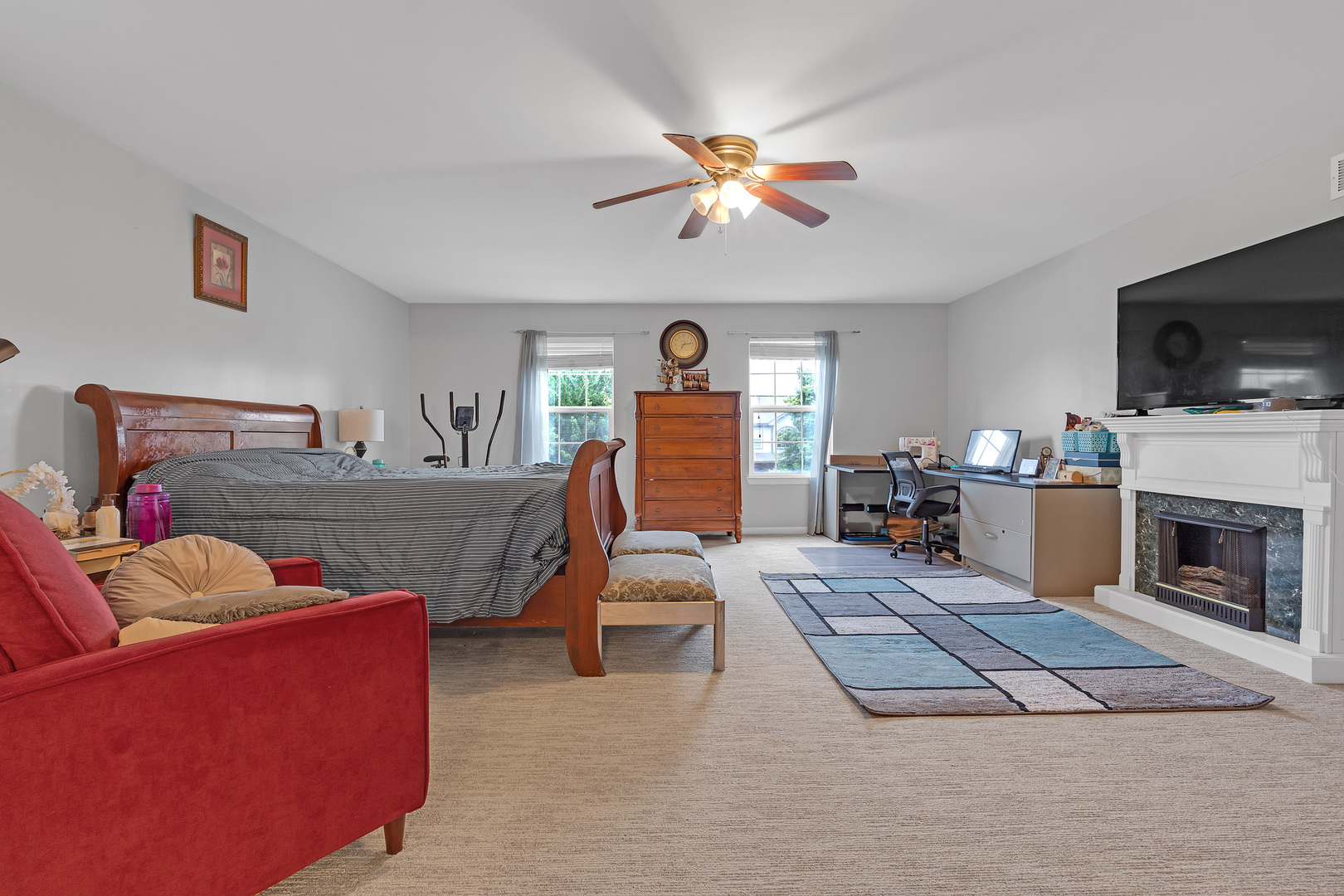 1300 Palisades Drive Property Photo 19
