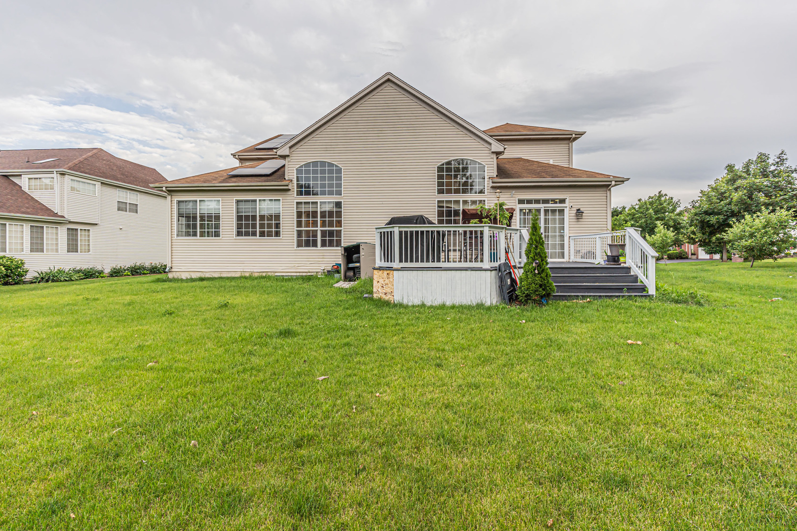 1300 Palisades Drive Property Photo 33