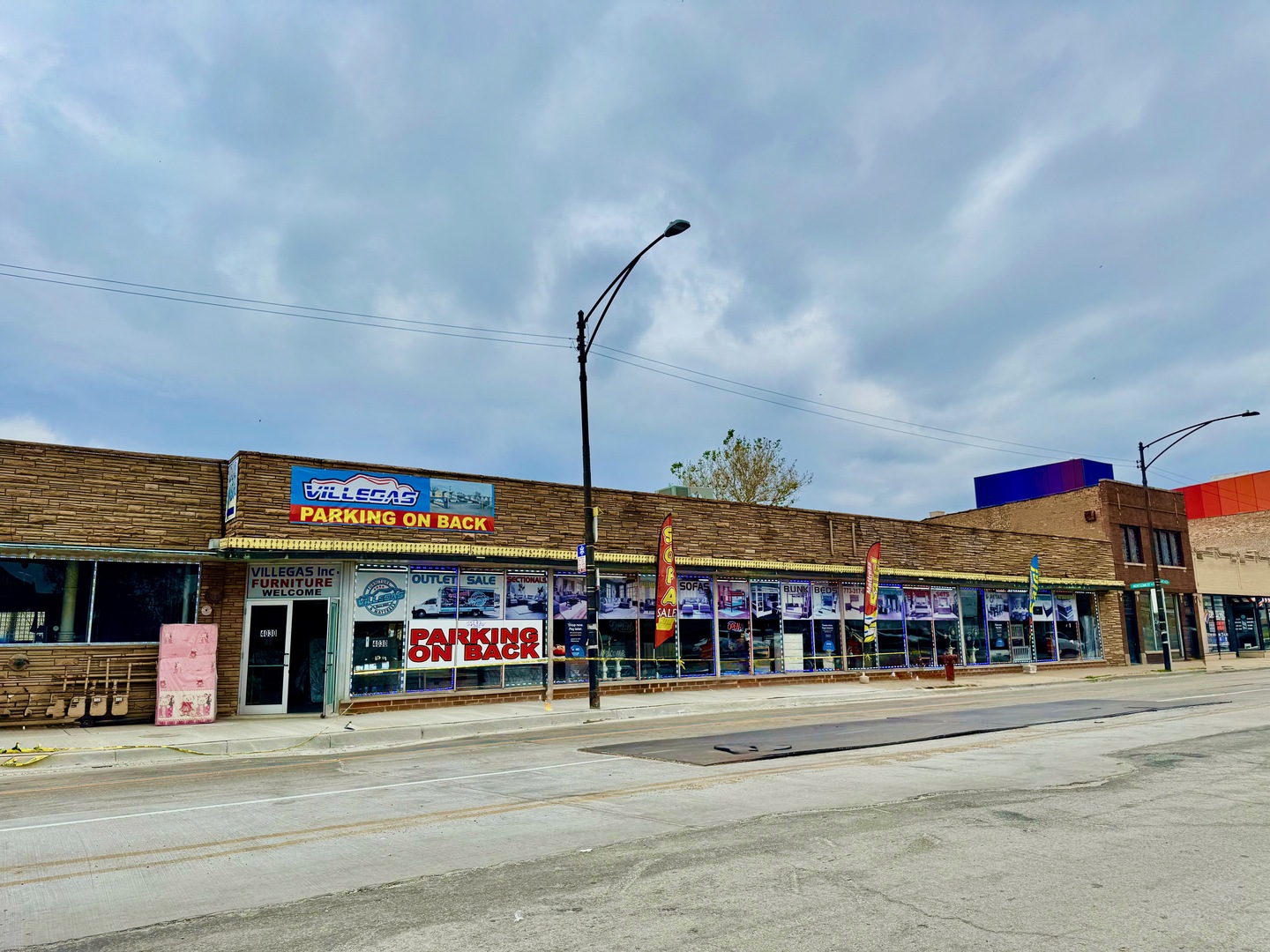 4030 S Archer Avenue Property Photo 1