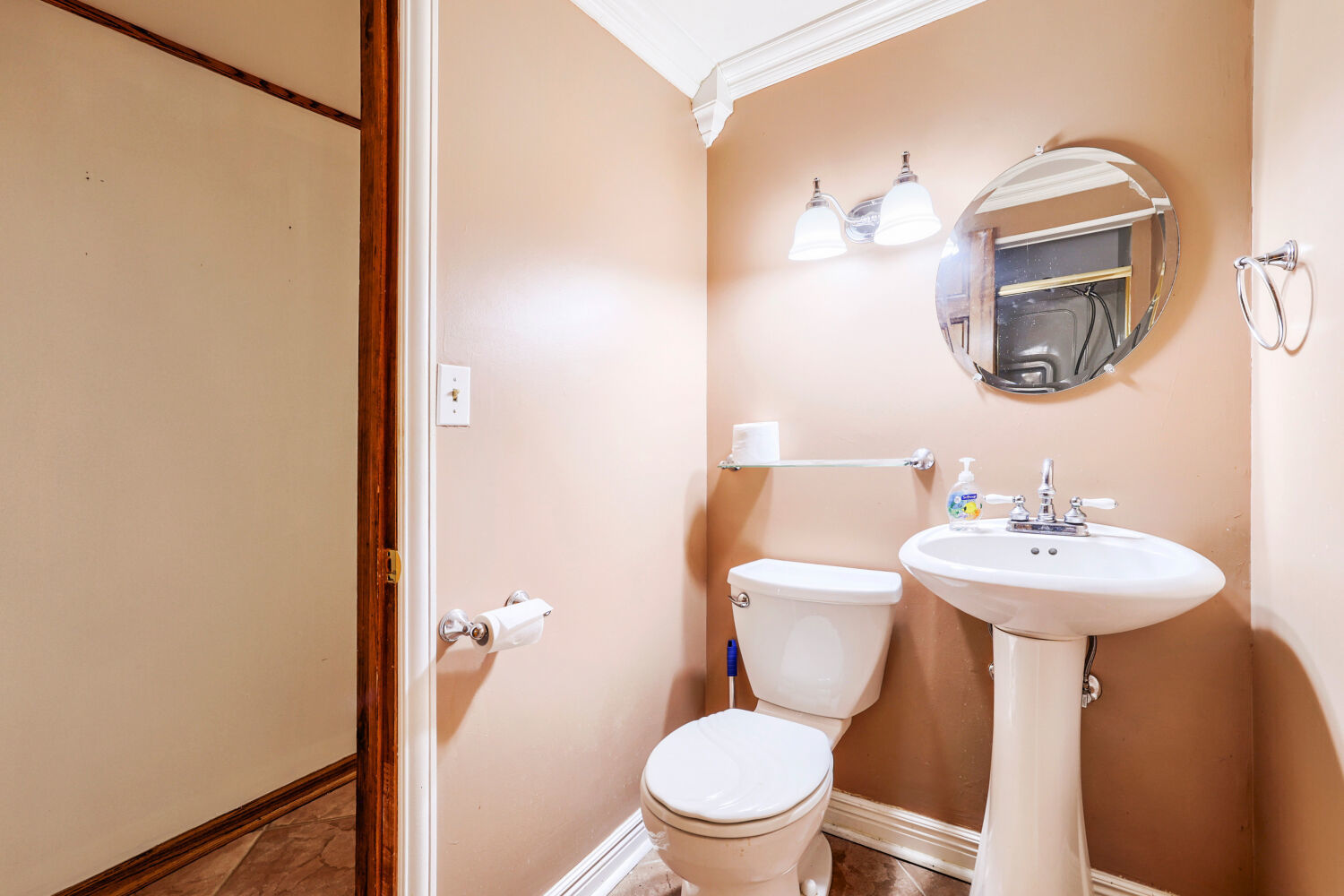823 Greenwood Avenue Property Photo 22