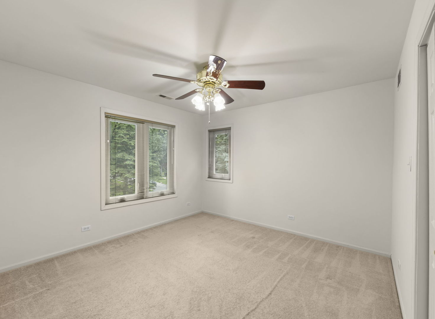 16w374 94th Street Property Photo 18