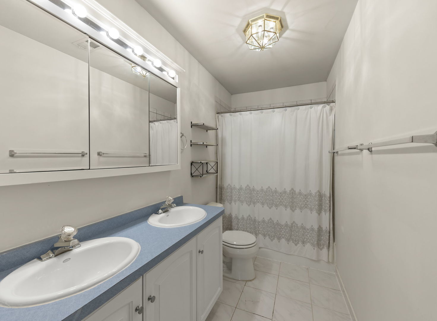 16w374 94th Street Property Photo 20