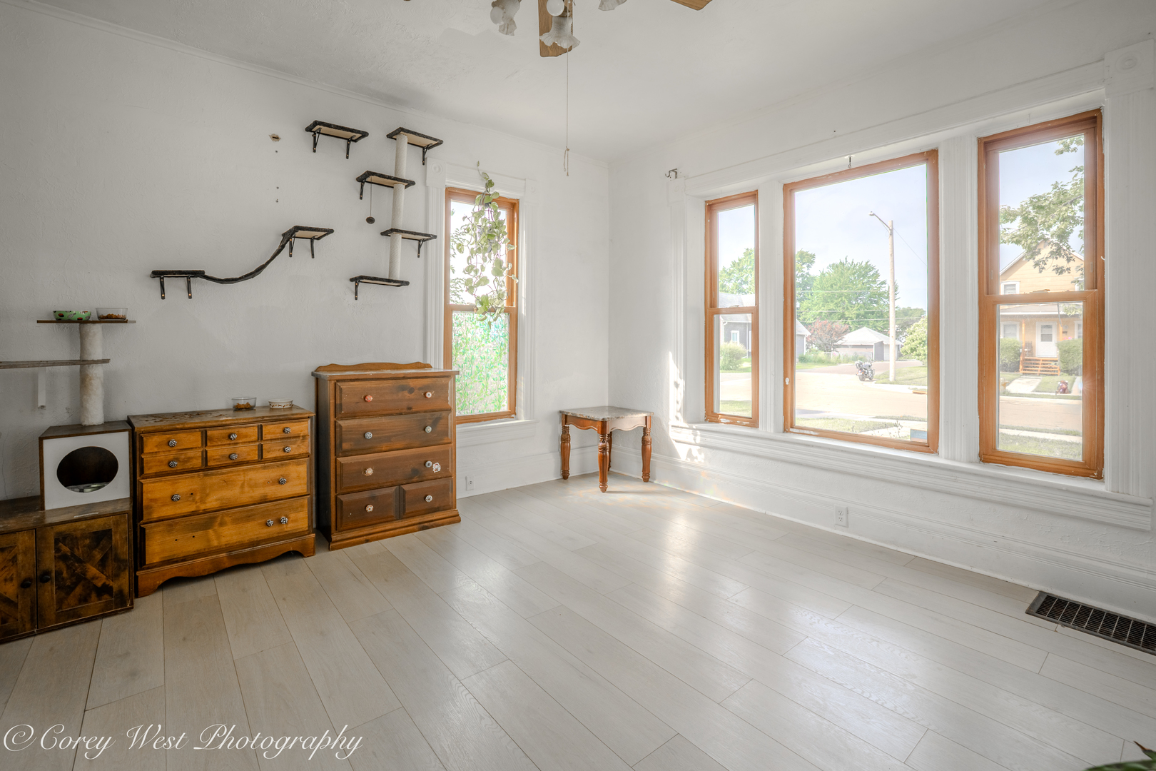 511 3rd Avenue Property Photo 4